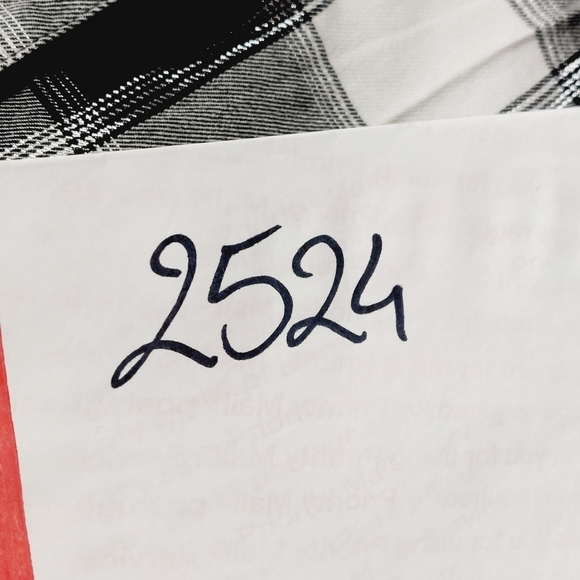 Victoria's Secret White & Black Flannel Plaid Button-Down Shirt 2524 - Picture 9 of 9